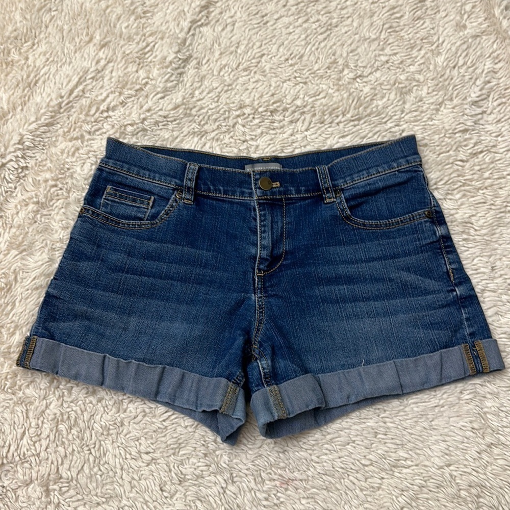 New York & Company Cuffed Denim Shorts Women's Size 6